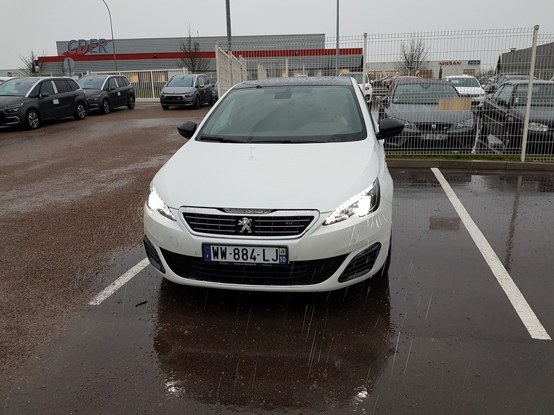 Avis-mandataire-auto-Emotors-Peugeot-308-Gt-thp-205-plus-toit-vitr.