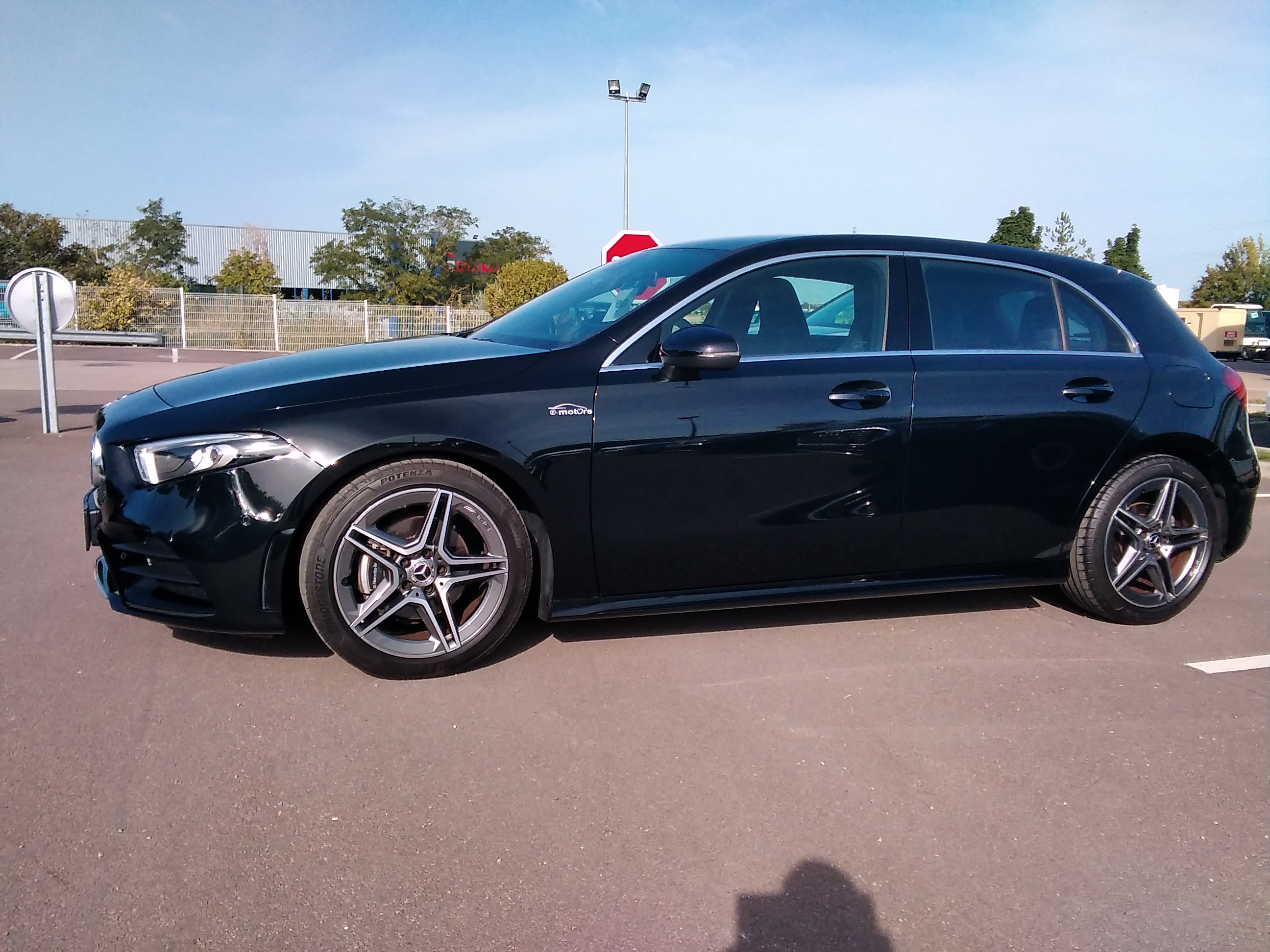 Avis-mandataire-auto-Emotors-Mercedes-Classe-a-180d-amg-line-7g-dct.