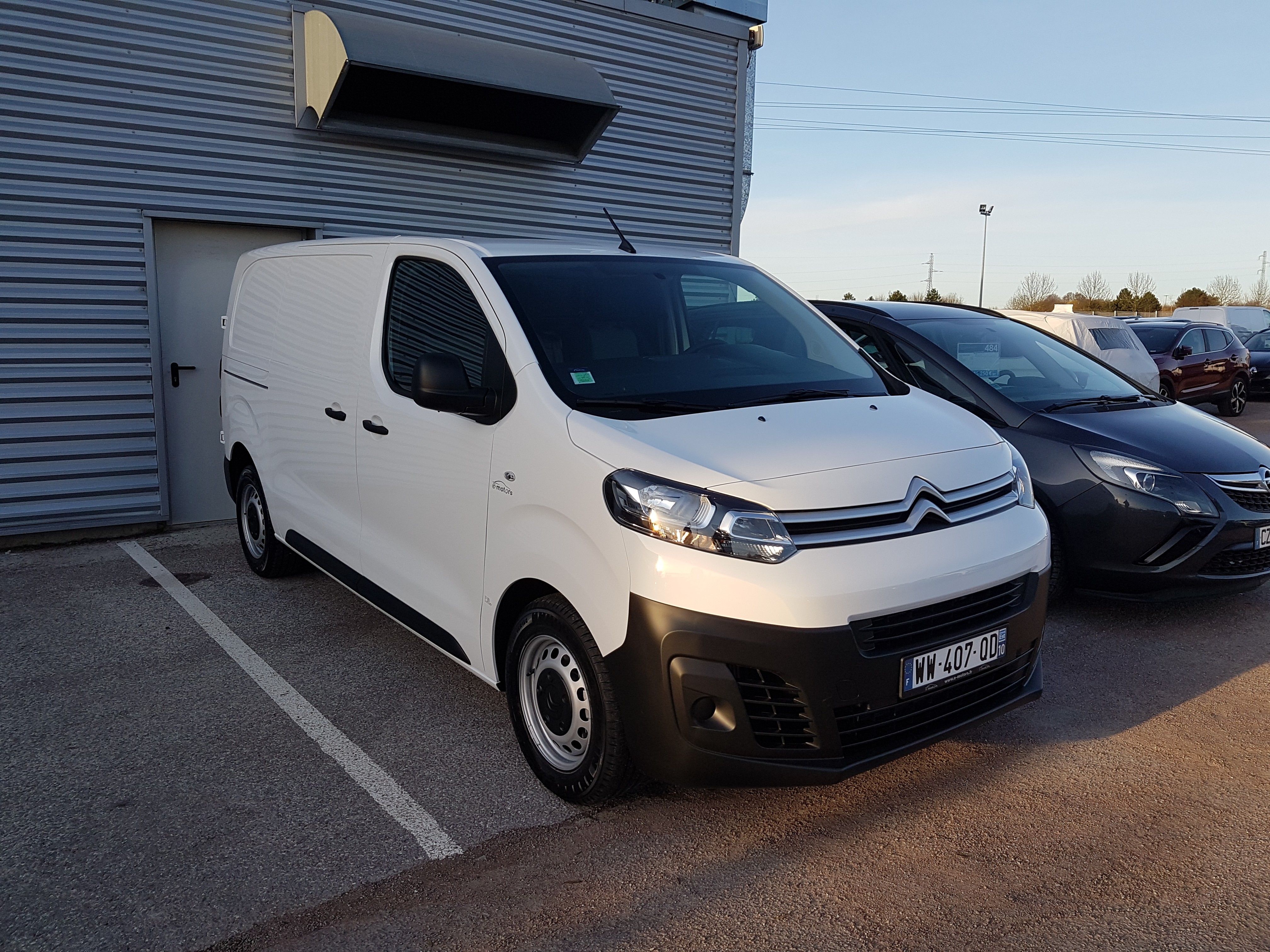 Avis-mandataire-auto-Emotors-Citroen-Jumpy-fourgon-Club-m-bluehdi-120-s-s.