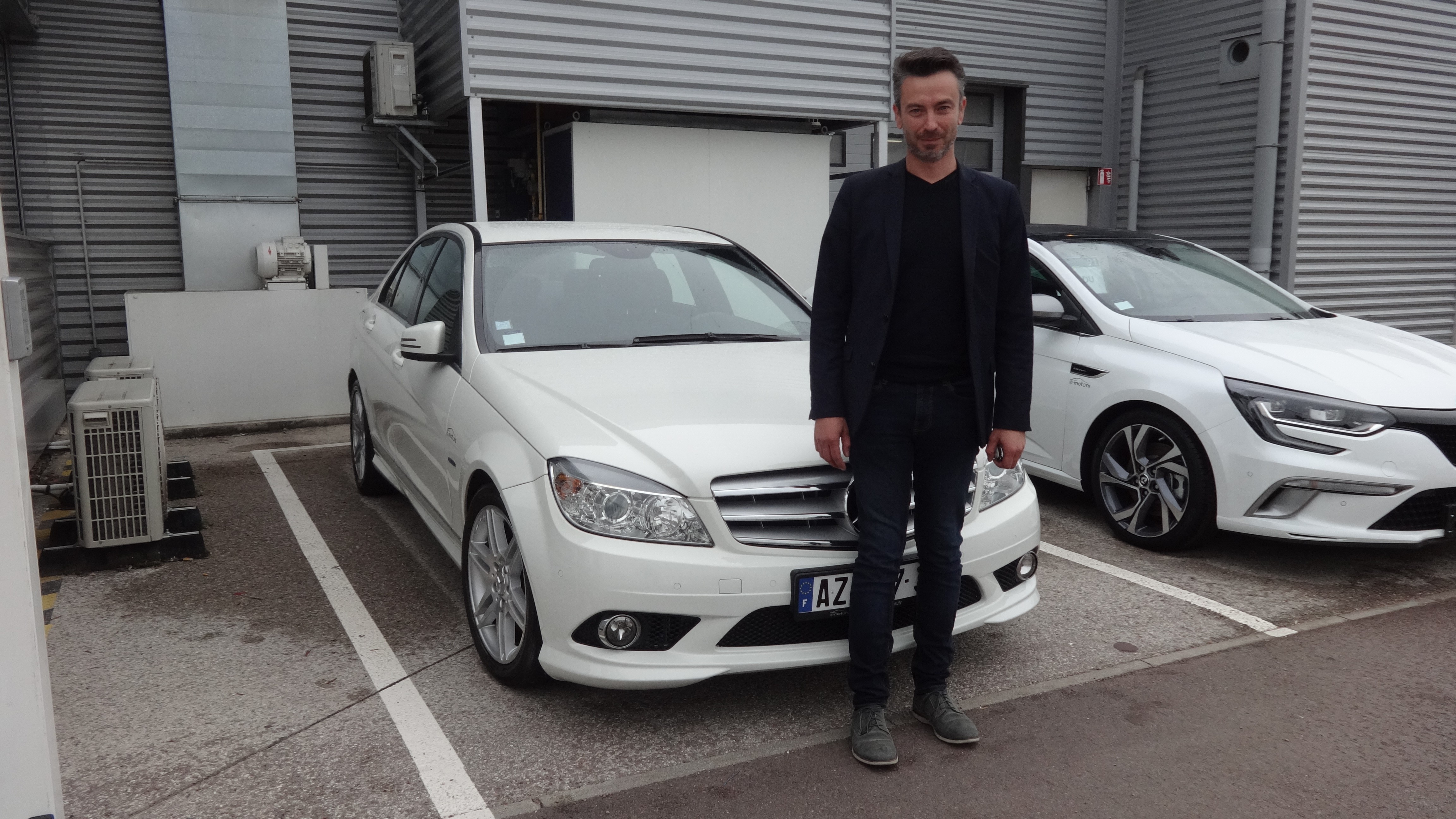 Avis-mandataire-auto-Emotors-Mercedes-Classe-c-Avantgarde-220-cdi-plus-pack-amg-plus-gps.