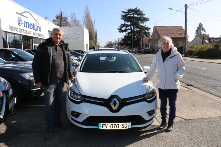 Avis-mandataire-auto-Emotors-Renault-Clio-estate-Intens-dci-90-energy.