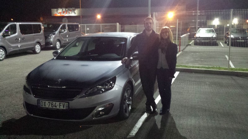 Avis-mandataire-auto-Emotors--Peugeot-308-f-line-bluehdi-150-eat-.