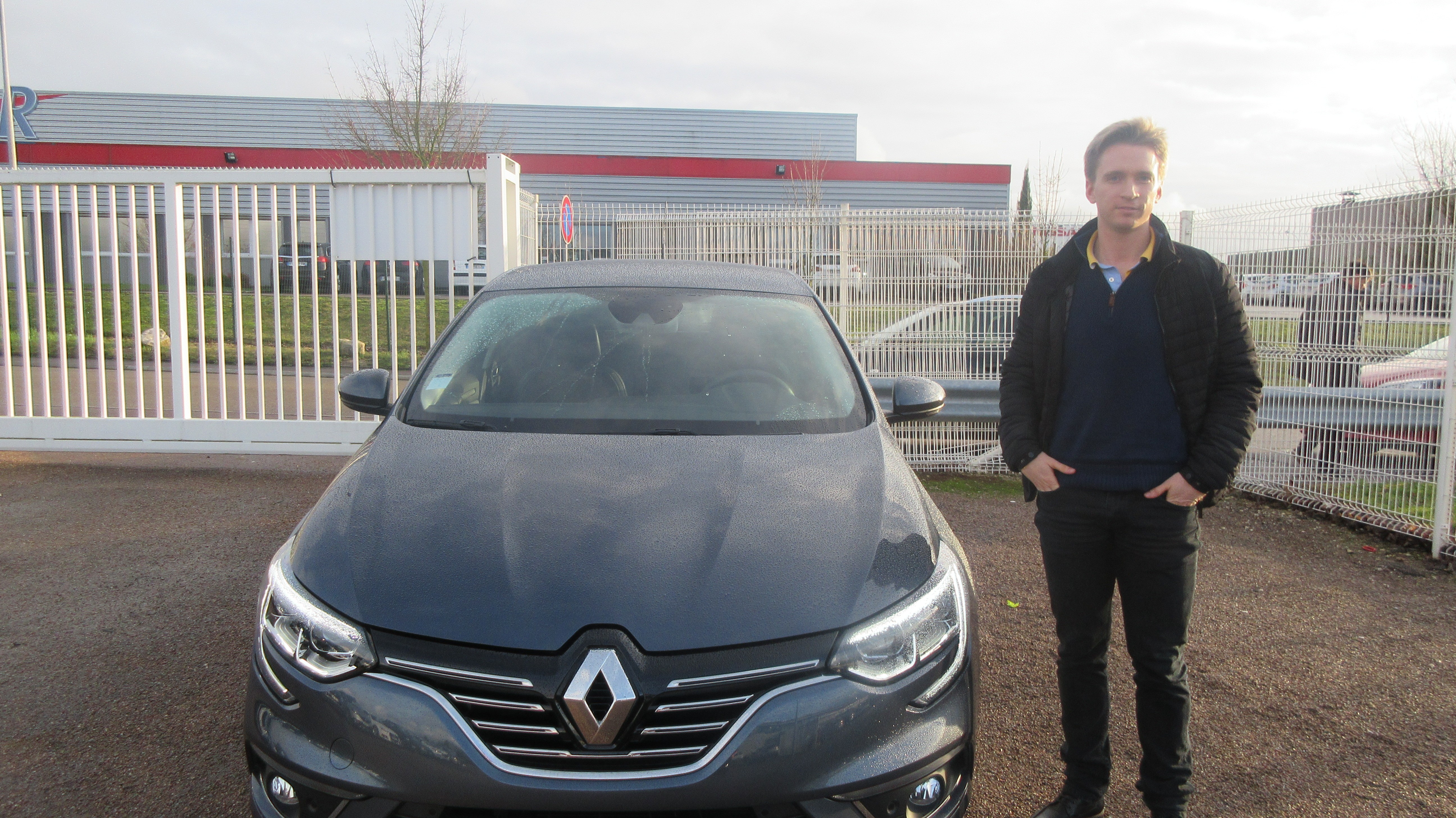 Avis-mandataire-auto-Emotors-Renault-Megane-iv-berline-M-gane-iv-berline-intens-dci-110-energy-edc.