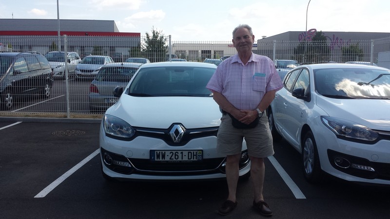 Avis-mandataire-auto-Emotors--Renault-megane-iii-bose-dci-110-energy-.