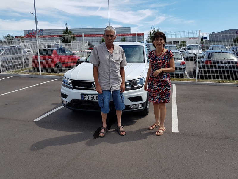 Avis-mandataire-auto-Emotors-Volkswagen-Tiguan-2-confortline-tdi-150-plus-gps-plus-full-led.