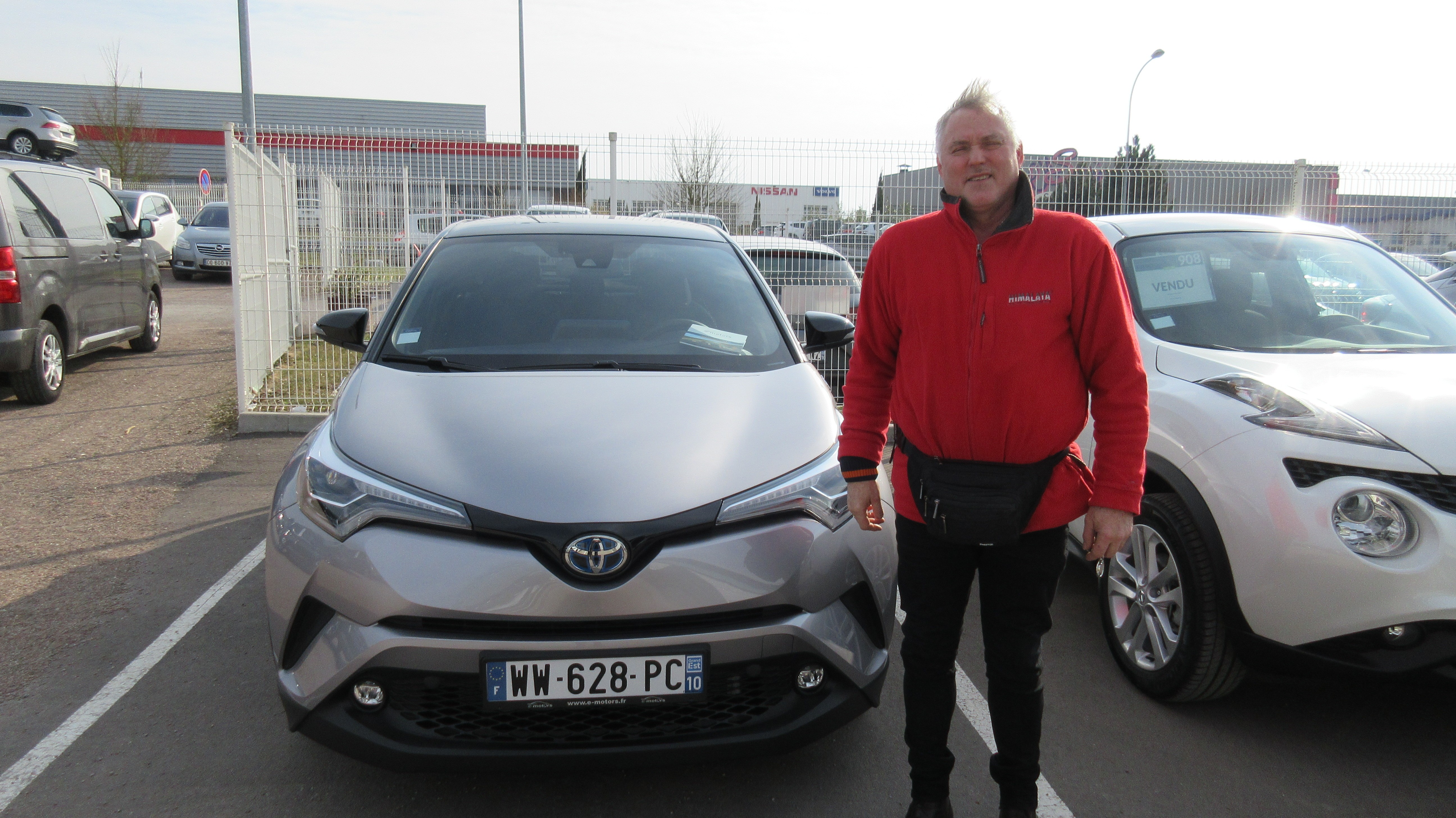 Avis-mandataire-auto-Emotors-Toyota-C-hr-hybride-Graphic-122h.