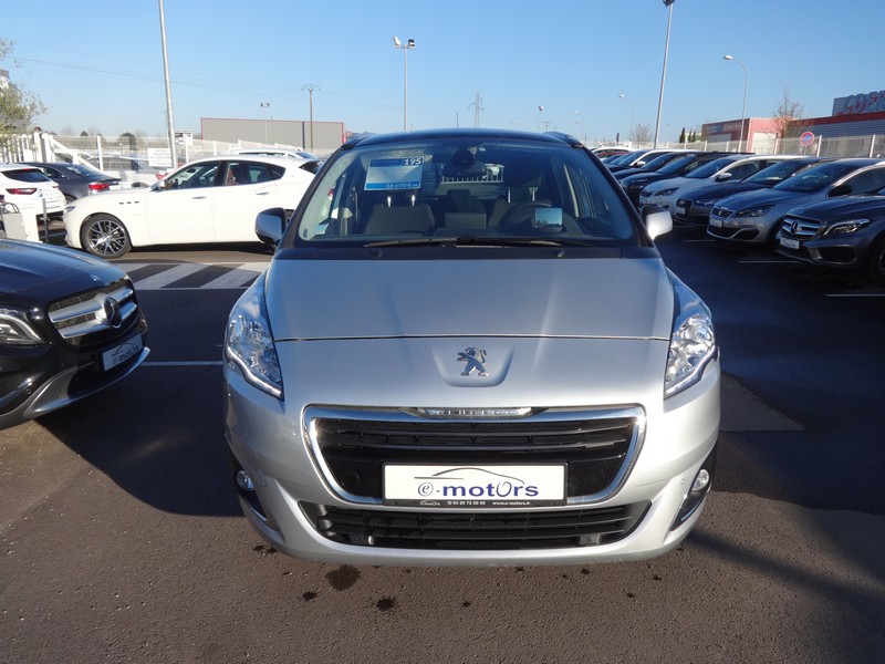 Avis-mandataire-auto-Emotors-Peugeot-5008-Allure-hdi-150-7places.
