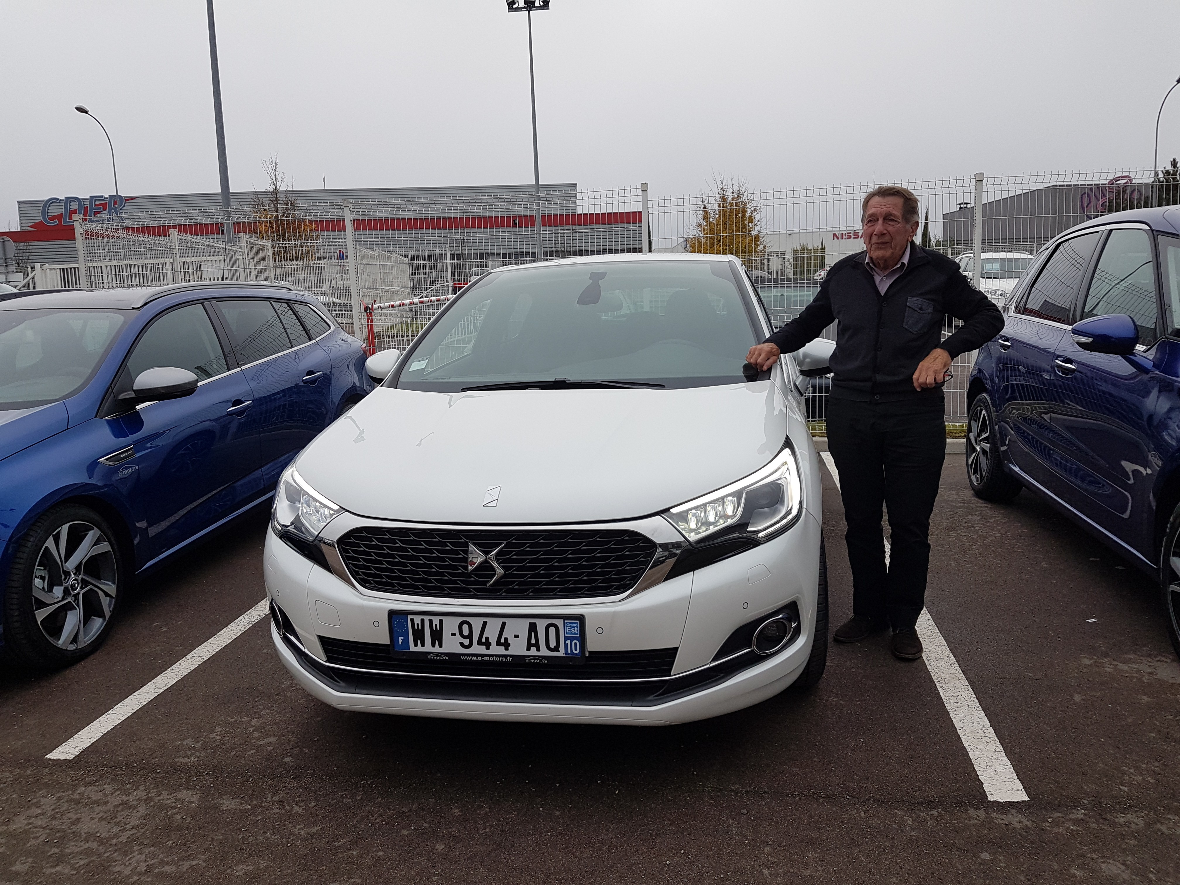 Avis-mandataire-auto-Emotors-Ds-Ds4-Sport-chic-bluehdi-120-s-s-eat6.