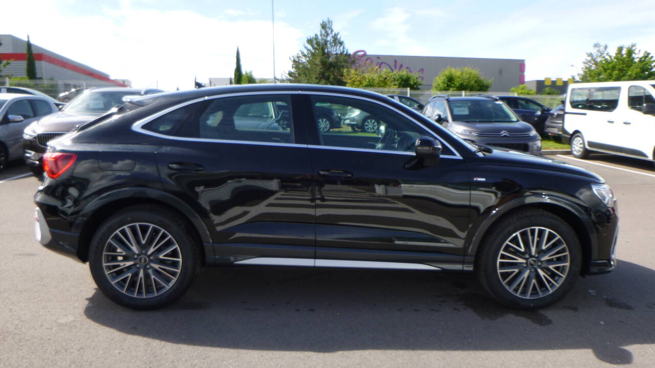 Mandataire auto 0 Km AUDI Q3 Sportback S line 40 TDI 200 S tronic 7 Quattro + Jantes 19