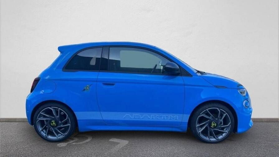 Mandataire Automobile occasion, recherche de Abarth Abarth-500-ii-e-155-ch-scorpionissima - E-Motors