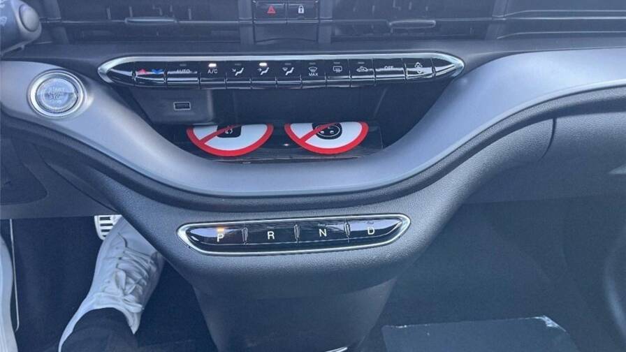 Mandataire Automobile occasion, recherche de Abarth Abarth-500-ii-e-155-ch-scorpionissima - E-Motors