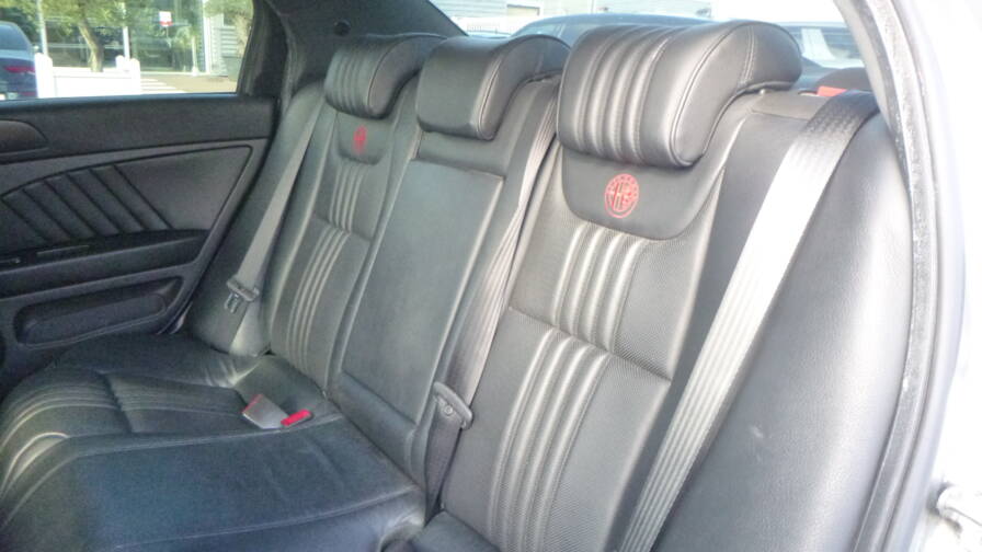 Mandataire Automobile occasion, recherche de Alfa romeo 159-2-0-jtdm-170-ti - E-Motors