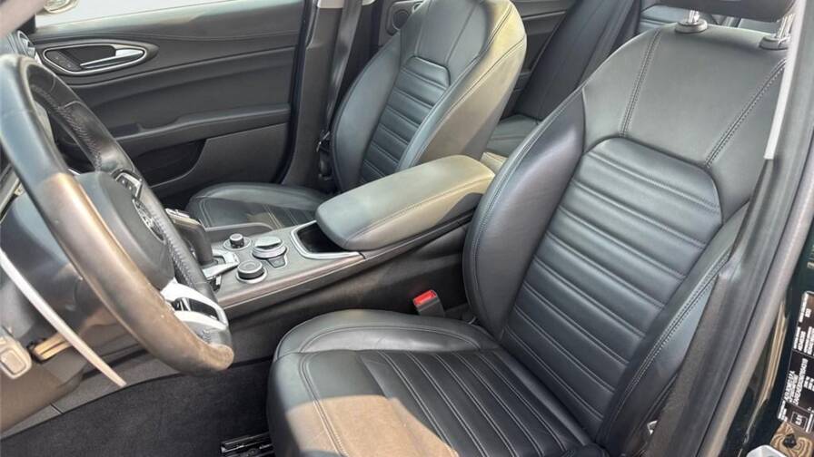 Mandataire Automobile occasion, recherche de Alfa romeo Giulia-2-2-190-ch-at8-ti - E-Motors