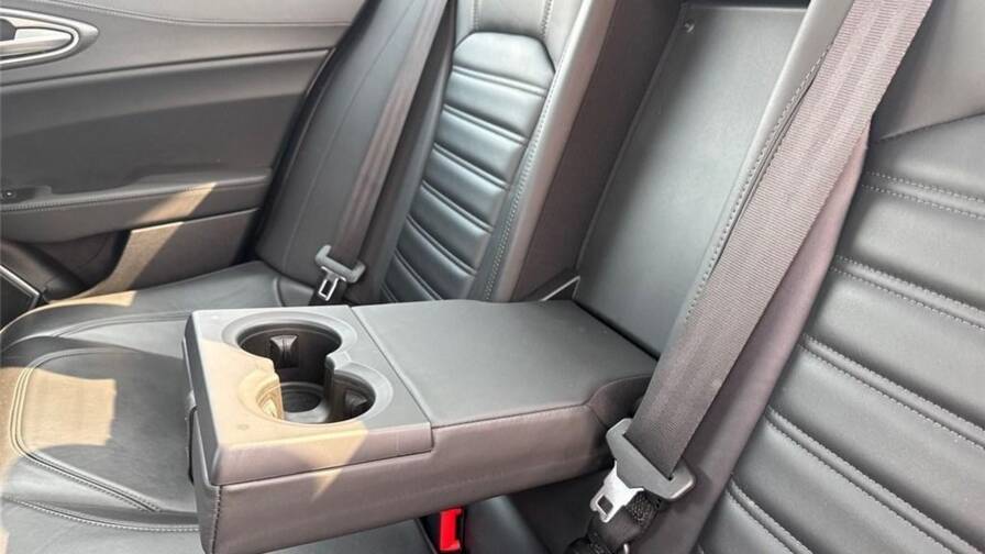 Mandataire Automobile occasion, recherche de Alfa romeo Giulia-2-2-190-ch-at8-ti - E-Motors