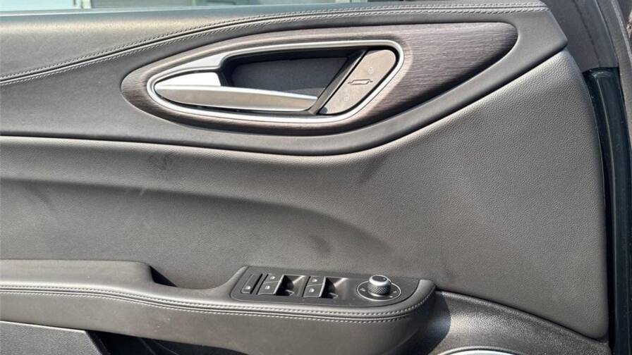 Mandataire Automobile occasion, recherche de Alfa romeo Giulia-2-2-190-ch-at8-ti - E-Motors