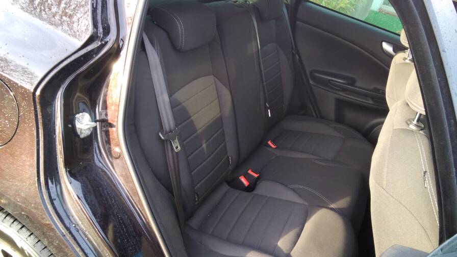 Mandataire Automobile occasion, recherche de Alfa romeo Giulietta-s-rie-2-1-6-jtdm-120-ch-s-s-super - E-Motors