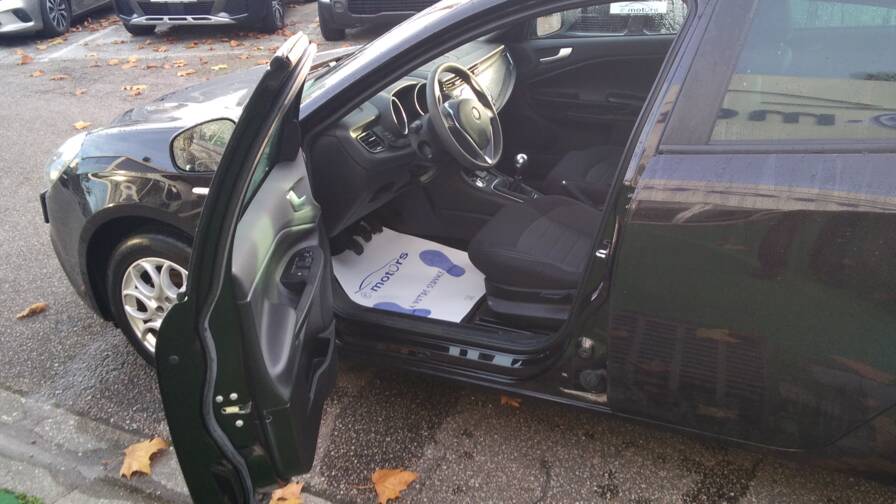 Mandataire Automobile occasion, recherche de Alfa romeo Giulietta-s-rie-2-1-6-jtdm-120-ch-s-s-super - E-Motors