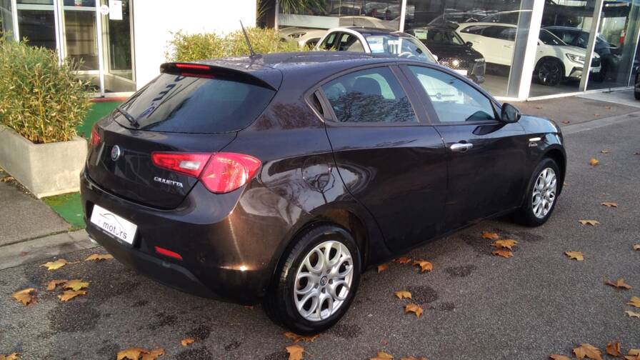 Mandataire Automobile occasion, recherche de Alfa romeo Giulietta-s-rie-2-1-6-jtdm-120-ch-s-s-super - E-Motors