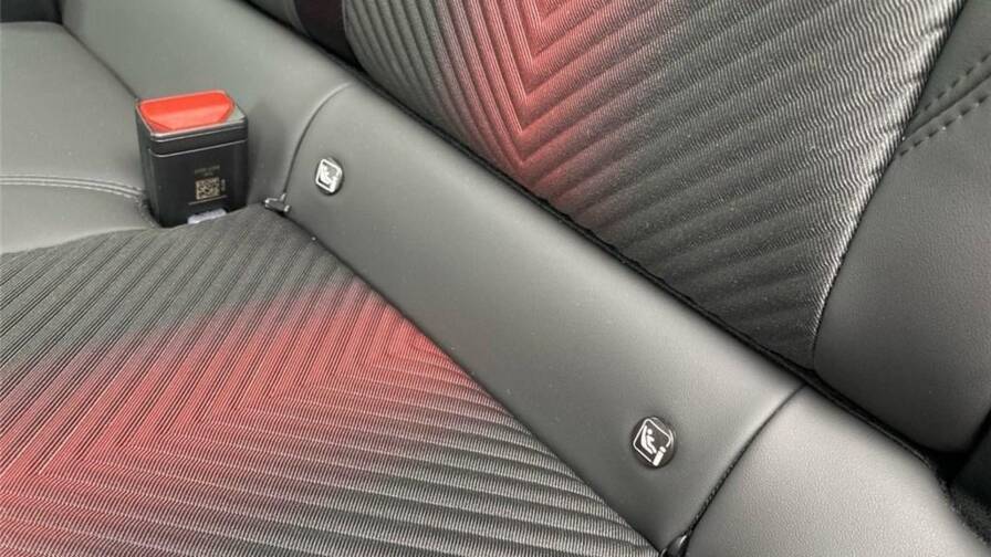 Mandataire Automobile occasion, recherche de Alfa romeo Junior-1-2-ibrida-136-ch-edct6-ibrida - E-Motors