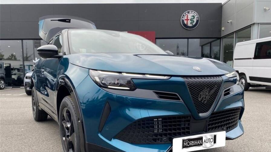 Mandataire Automobile occasion, recherche de Alfa romeo Junior-1-2-ibrida-136-ch-edct6-ibrida - E-Motors