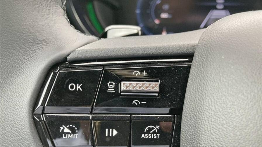 Mandataire Automobile occasion, recherche de Alfa romeo Junior-1-2-ibrida-136-ch-edct6-speciale - E-Motors