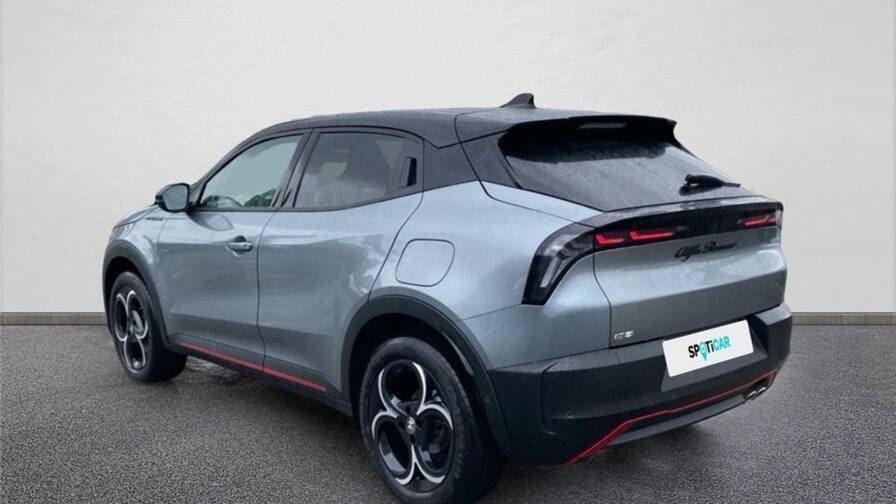 Mandataire Automobile occasion, recherche de Alfa romeo Junior-1-2-ibrida-136-ch-edct6-speciale - E-Motors