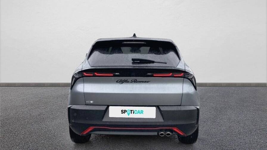 Mandataire Automobile occasion, recherche de Alfa romeo Junior-1-2-ibrida-136-ch-edct6-speciale - E-Motors