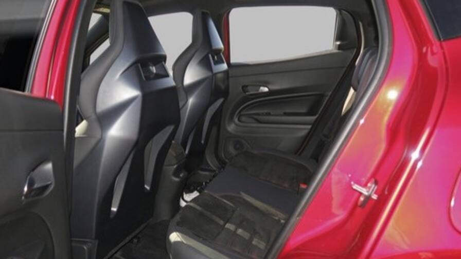 Mandataire Automobile neuf, recherche de Alfa romeo Junior-elettrica-280-ch-veloce - E-Motors