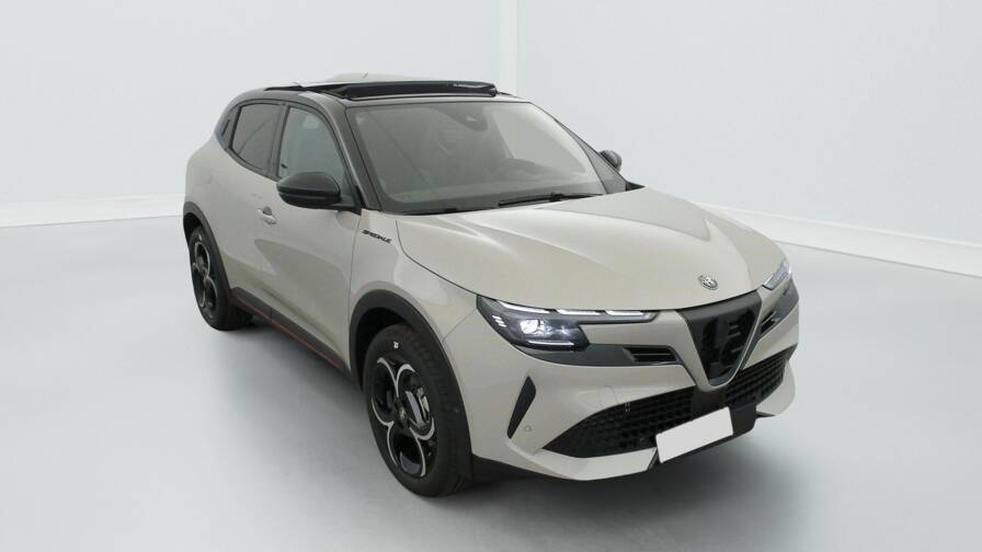 Mandataire Automobile neuf, recherche de Alfa romeo Junior-1-2-ibrida-145-ch-edct6-speciale - E-Motors