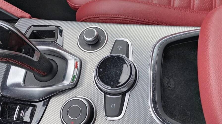 Mandataire Automobile occasion, recherche de Alfa romeo Stelvio-2-2-190-ch-q4-at8-sprint - E-Motors