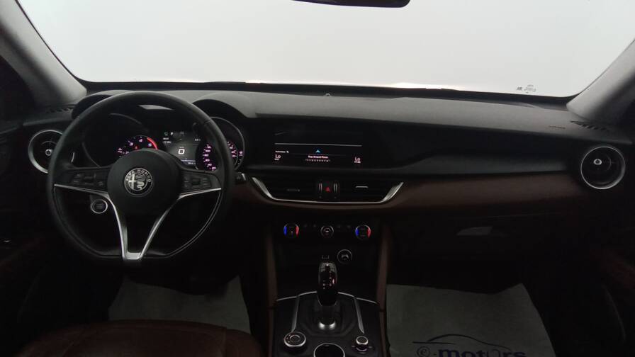 Mandataire Automobile occasion, recherche de Alfa romeo Stelvio-d150-at8-super-cuir-gps - E-Motors