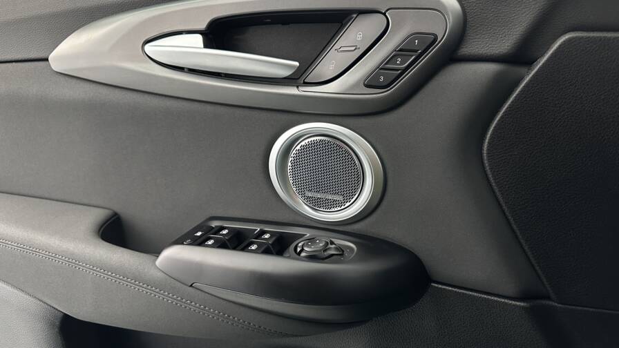 Mandataire Automobile occasion, recherche de Alfa romeo Tonale-1-5-hybrid-130ch-sprint-tct7 - E-Motors