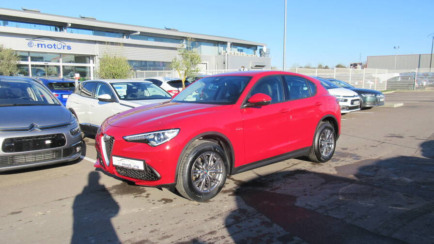 Avis-mandataire-auto-Emotors-Alfa romeo-Stelvio-Super-200-q4-at8-plus-immat-france.