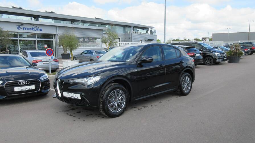 Avis-mandataire-auto-Emotors-Alfa romeo-Stelvio-Super-diesel-210-q4-at8-plus-jantes-18.