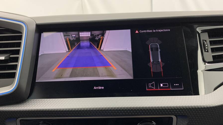 Mandataire Automobile neuf, recherche de Audi A1-sportback-30-tfsi-116-ch-s-tronic-7-design - E-Motors