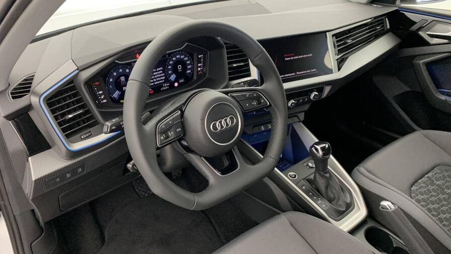 Mandataire Automobile neuf, recherche de Audi A1-sportback-30-tfsi-116-ch-s-tronic-7-design - E-Motors