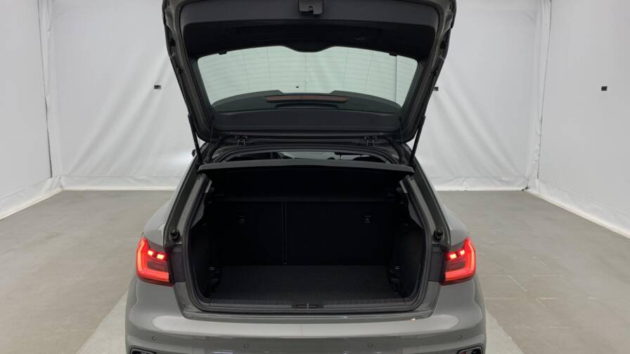 Mandataire Automobile neuf, recherche de Audi A1-sportback-30-tfsi-116-ch-s-tronic-7-design - E-Motors