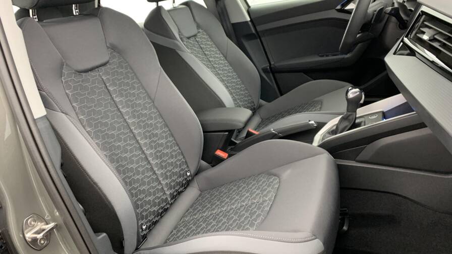 Mandataire Automobile neuf, recherche de Audi A1-sportback-30-tfsi-116-ch-s-tronic-7-design - E-Motors