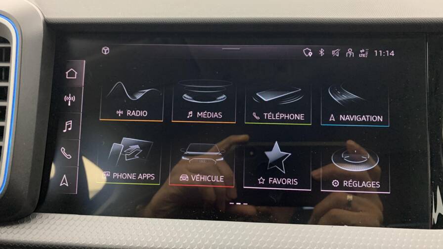 Mandataire Automobile neuf, recherche de Audi A1-sportback-30-tfsi-116-ch-s-tronic-7-design - E-Motors