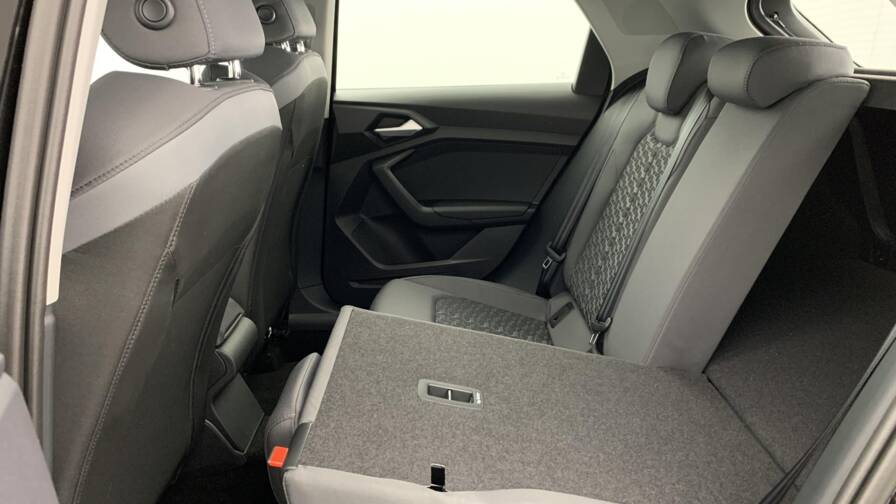 Mandataire Automobile neuf, recherche de Audi A1-sportback-30-tfsi-116-ch-s-tronic-7-design - E-Motors