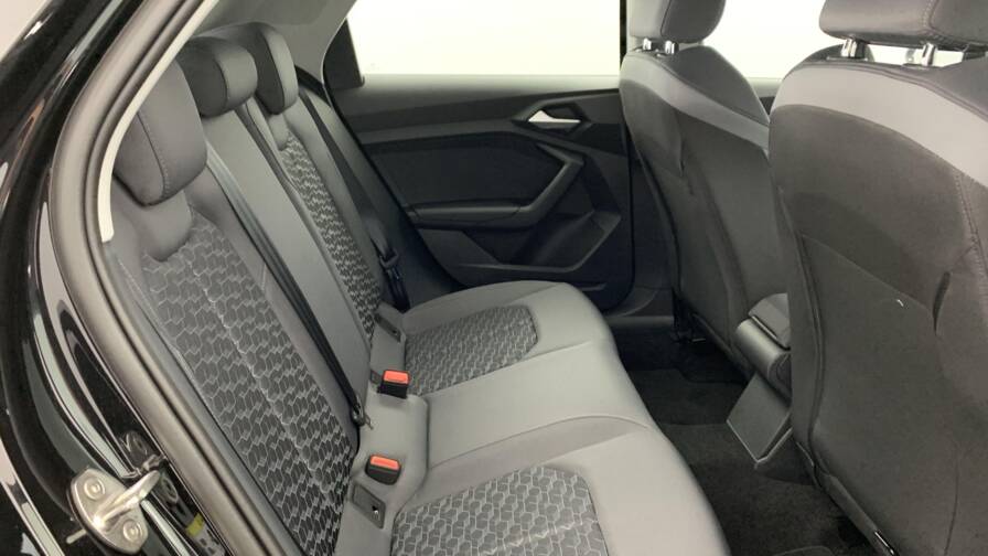 Mandataire Automobile neuf, recherche de Audi A1-sportback-30-tfsi-116-ch-s-tronic-7-design - E-Motors