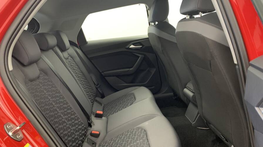 Mandataire Automobile neuf, recherche de Audi A1-sportback-30-tfsi-116-ch-s-tronic-7-design - E-Motors