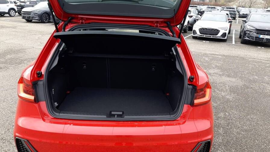 Mandataire Automobile neuf, recherche de Audi A1-sportback-30-tfsi-116-ch-s-tronic-7-design - E-Motors