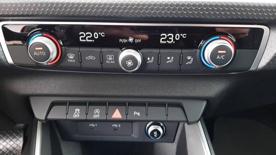 Mandataire Automobile neuf, recherche de Audi A1-sportback-30-tfsi-116-ch-s-tronic-7-design - E-Motors