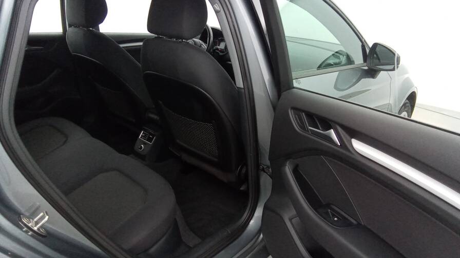 Mandataire Automobile occasion, recherche de Audi A3-berline-30-tfsi-116-s-tronic-7-plus-gps-plus-pdc-ar - E-Motors