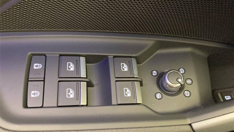 Mandataire Automobile neuf, recherche de Audi A3-s3-rs3-iv-45-tfsi-e-hybride-rechargeable-272-s-tronic-6-s-line - E-Motors