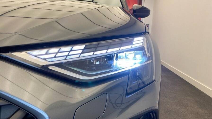 Mandataire Automobile neuf, recherche de Audi A3-s3-rs3-iv-45-tfsi-e-hybride-rechargeable-272-s-tronic-6-s-line - E-Motors