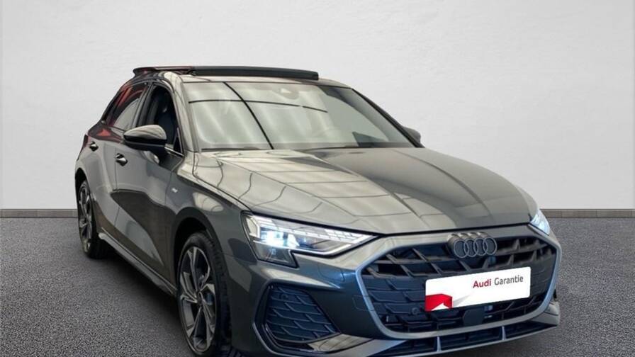 Mandataire Automobile neuf, recherche de Audi A3-s3-rs3-iv-45-tfsi-e-hybride-rechargeable-272-s-tronic-6-s-line - E-Motors