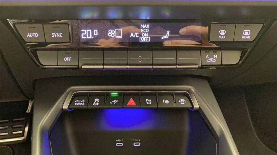 Mandataire Automobile neuf, recherche de Audi A3-s3-rs3-iv-45-tfsi-e-hybride-rechargeable-272-s-tronic-6-s-line - E-Motors