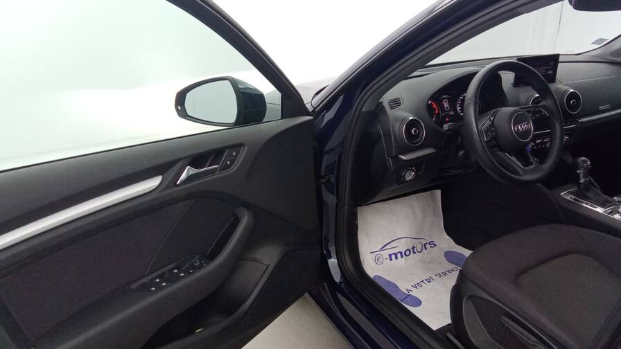 Mandataire Automobile occasion, recherche de Audi A3-sportback-30-tfsi-116-s-tronic-7-gps-pdc-ar - E-Motors
